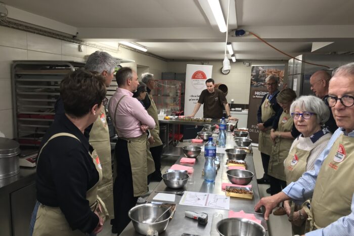 CLUB PROSPER MONTAGNÉ, ATELIER CHOCOLAT POUR L'AMBASSADE FRIBOURGEOISE