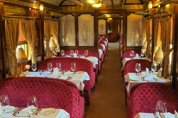 MENER GRAND TRAIN EN ESPAGNE