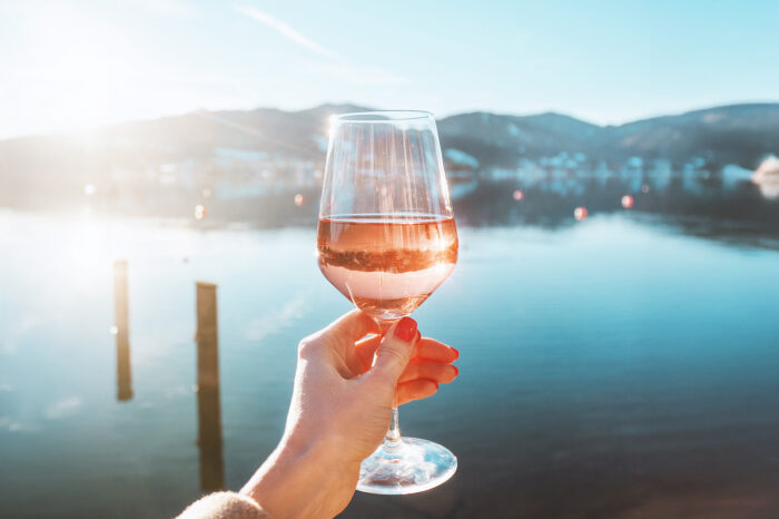 Les plus belles terrasses romandes au fil de l'eau