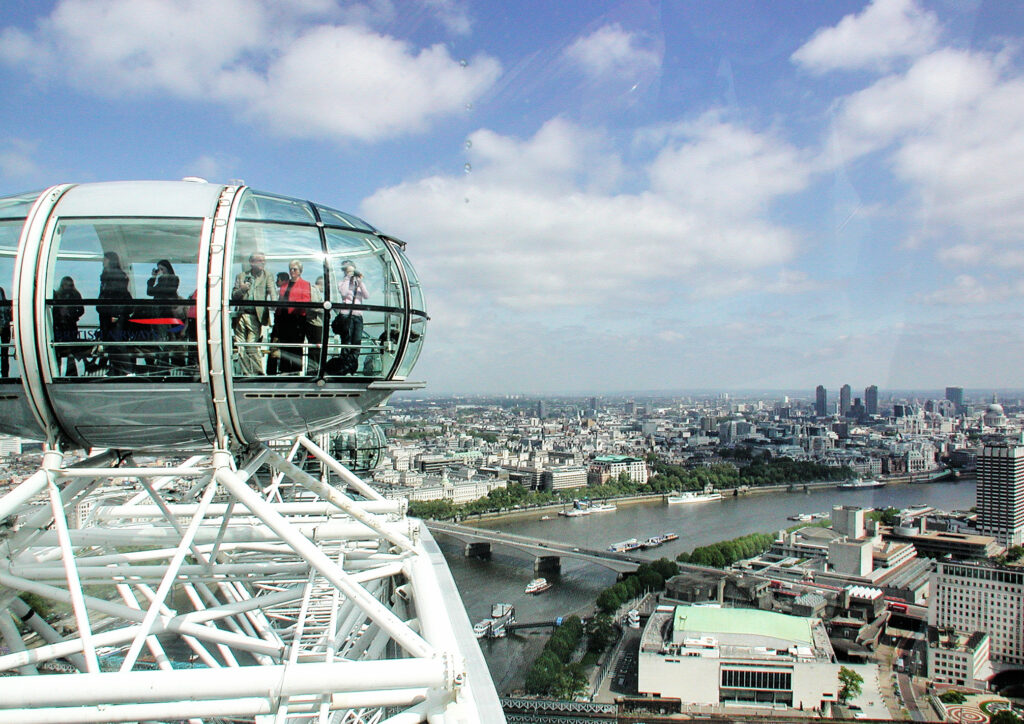 London Eye (ou Millenium Wheel) est la grande roue inaugurée lors des festivités de l’an 2000.
