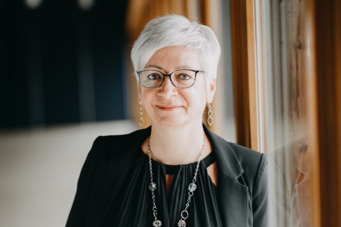 Grand entretien avec Marie-Noëlle Pasquier, Derrière chaque produit, une histoire humaine